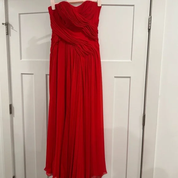 Badgley Mischka Celebrity Gown, Red Chiffon, Size 4 - Picture 5 of 15
